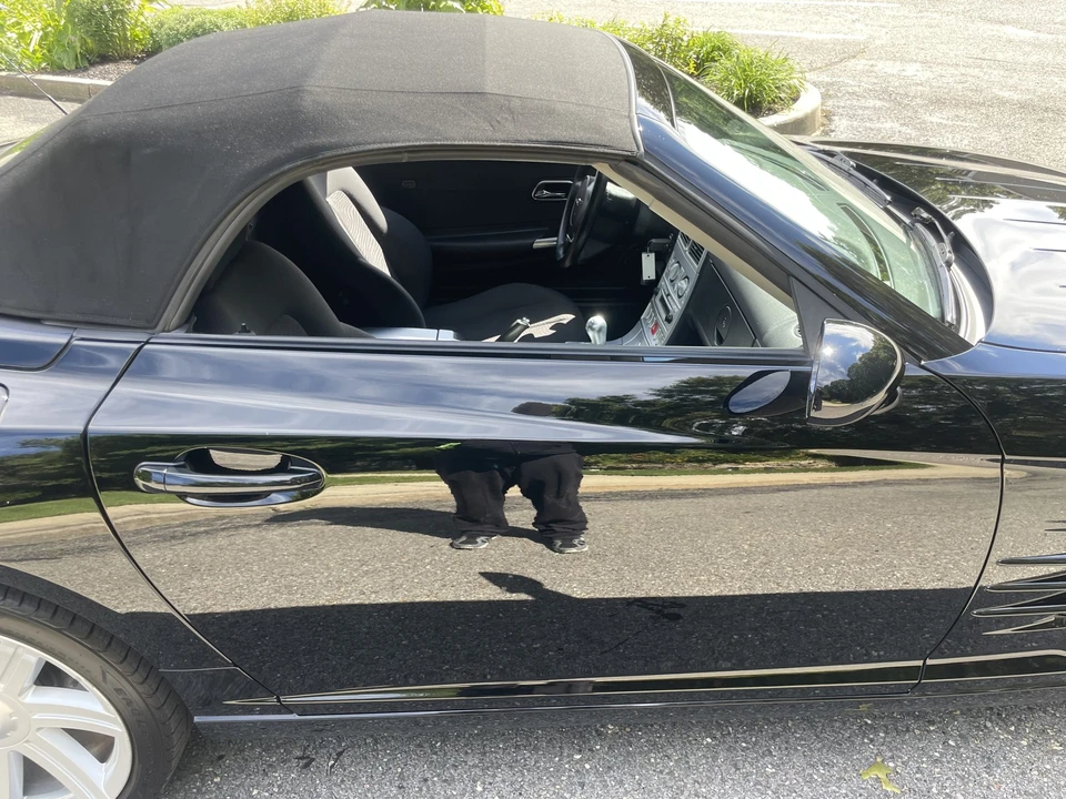 2005 Chrysler Crossfire - Image 26 of 31