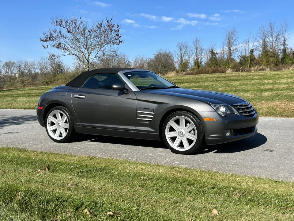 2005 Chrysler Crossfire - Image 5 of 31