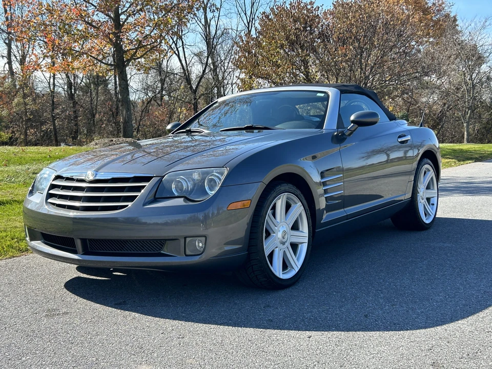 2005 Chrysler Crossfire - Image 21 of 31
