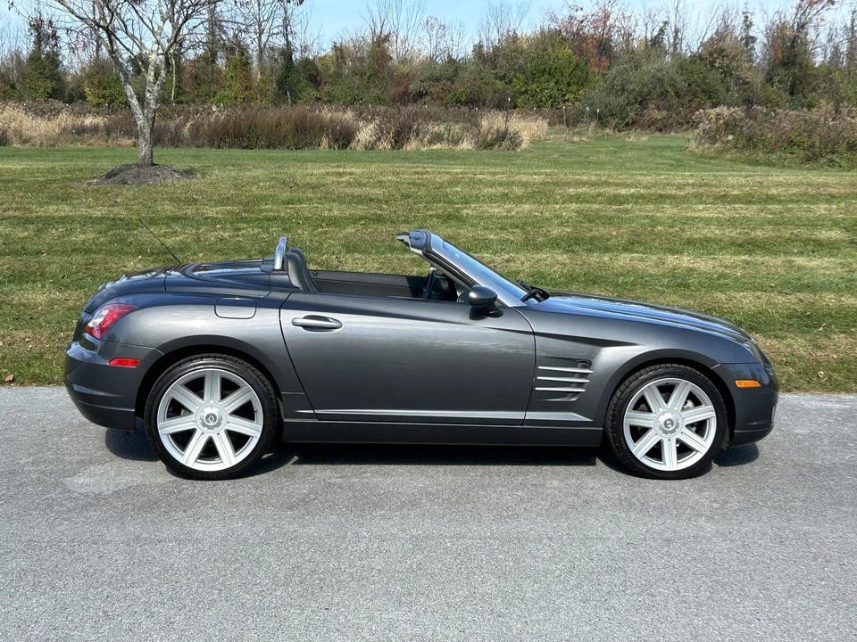 2005 Chrysler Crossfire - Image 31 of 31
