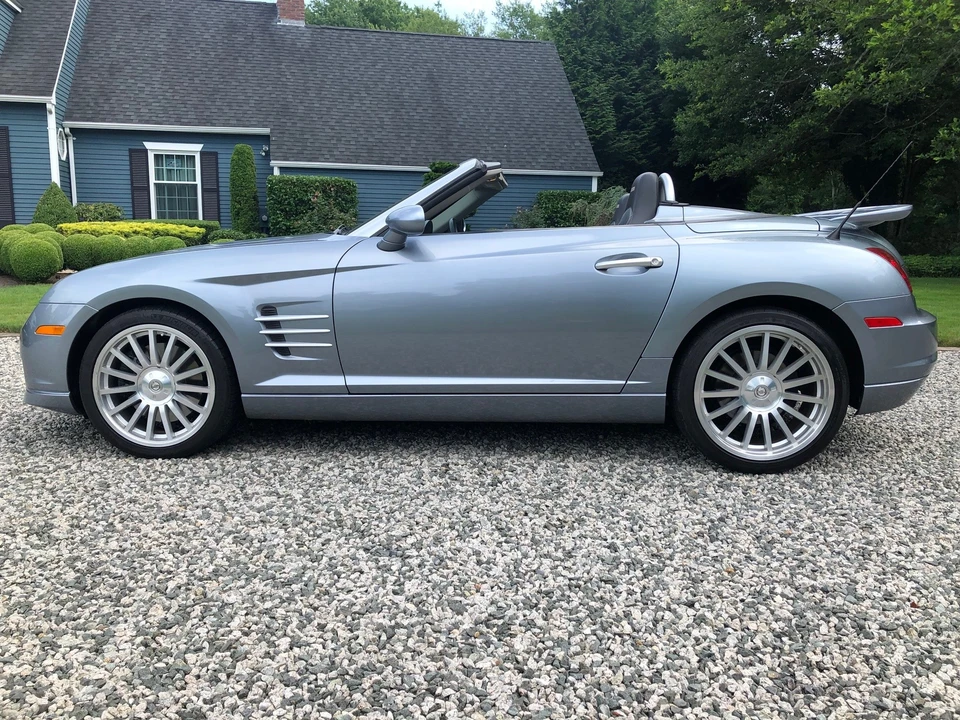 2005 Chrysler Crossfire - Image 4 of 31