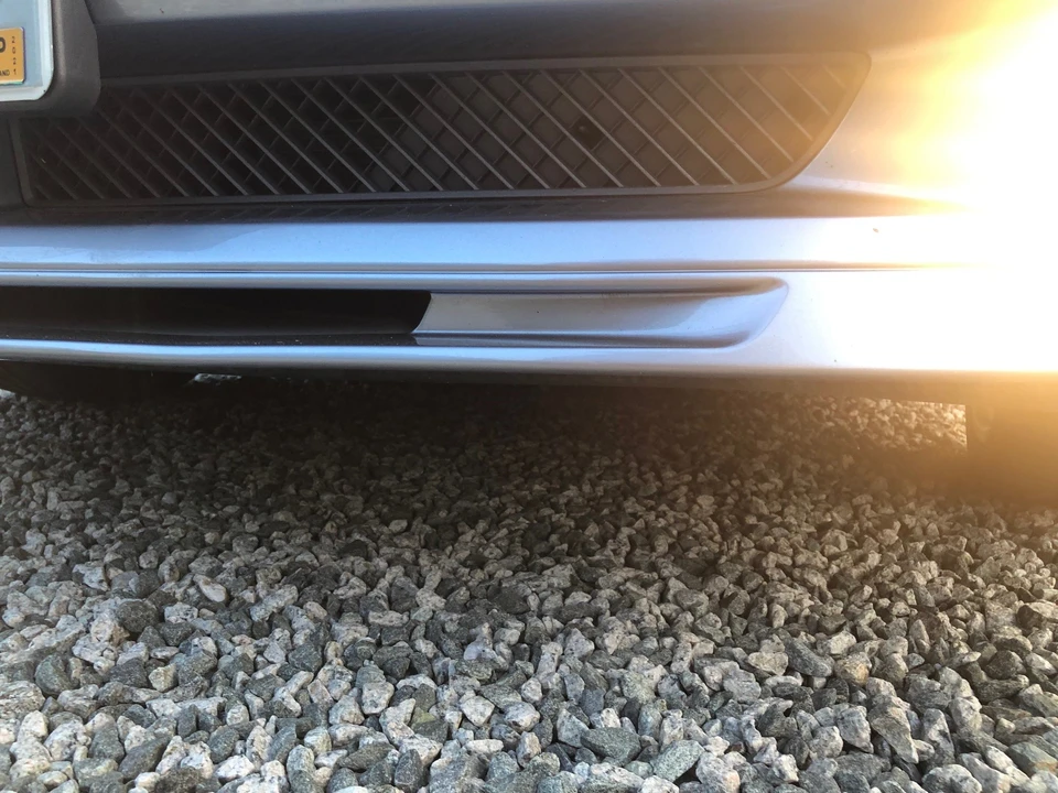 2005 Chrysler Crossfire - Image 22 of 31