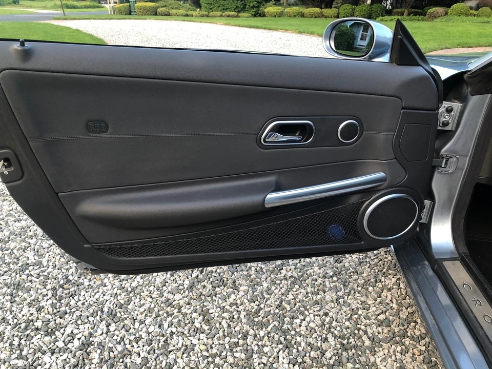 2005 Chrysler Crossfire - Image 29 of 31
