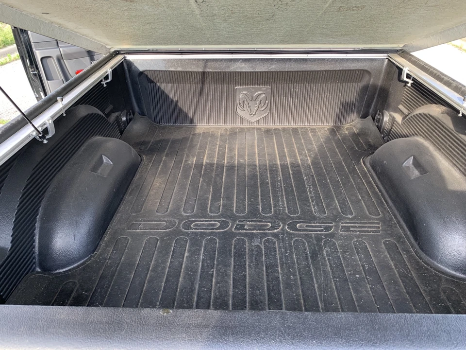 2005 Dodge Ram SRT-10 3rd Gen - Image 21 of 31