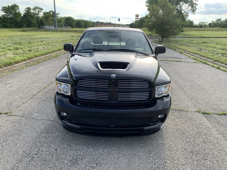 2005 Dodge Ram SRT-10 3rd Gen - Image 4 of 31