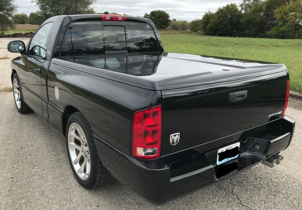 2005 Dodge Ram SRT-10 3rd Gen - Image 9 of 31