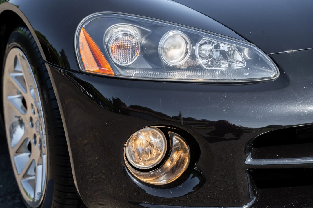 2005 Dodge Viper 3rd Gen - Image 19 of 31