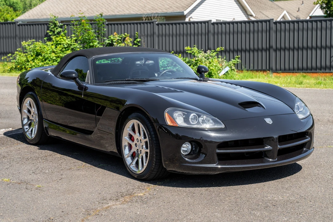 2005 Dodge Viper 3rd Gen - Image 16 of 31