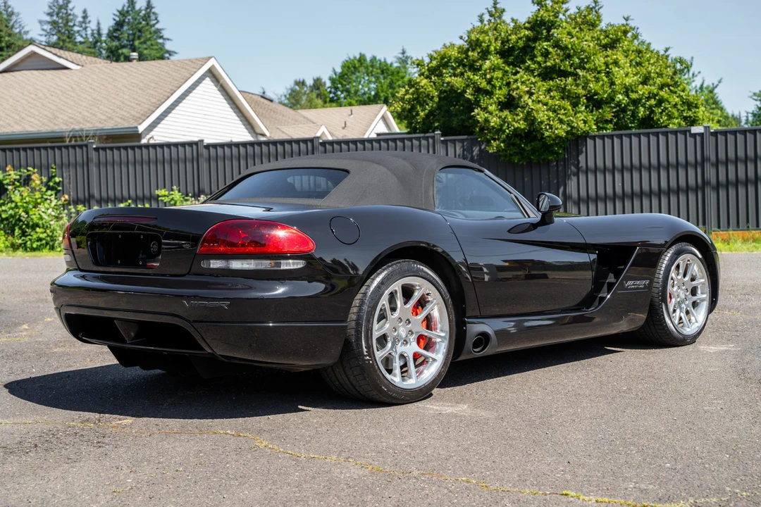 2005 Dodge Viper 3rd Gen - Image 14 of 31