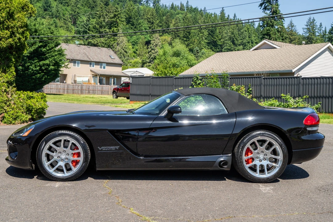2005 Dodge Viper 3rd Gen - Image 11 of 31