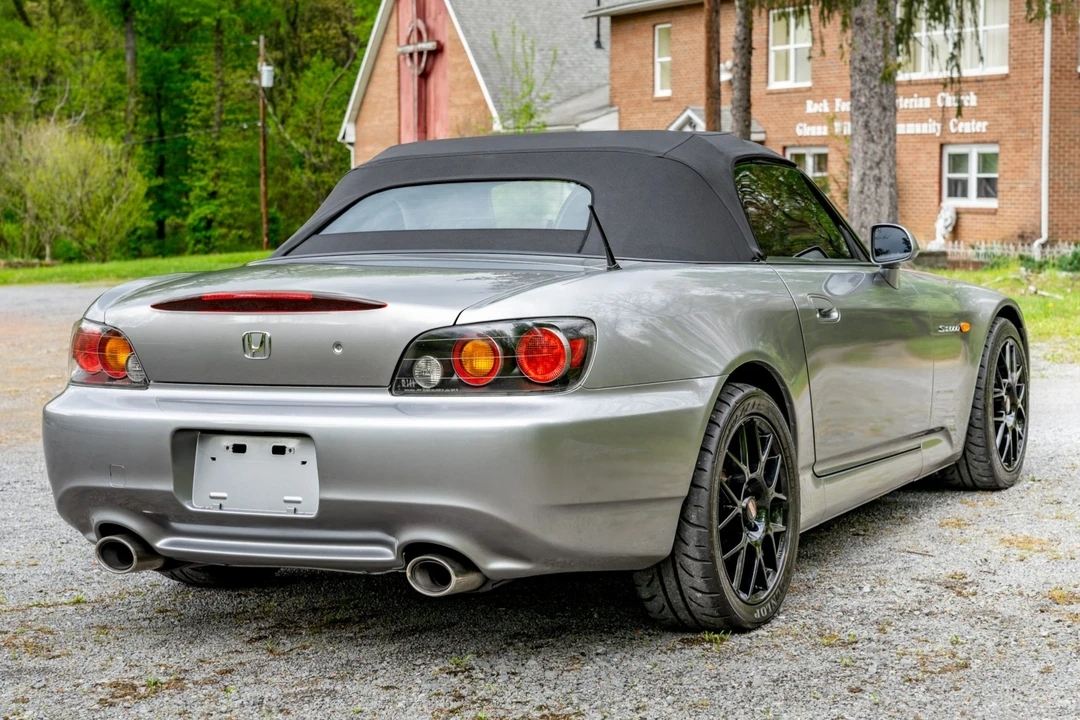 2005 Honda AP2 S2000 - Image 9 of 31