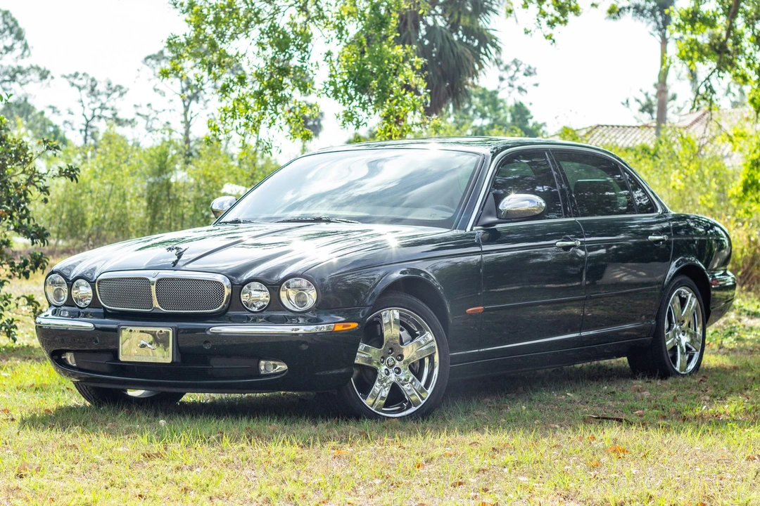 2005 Jaguar X350/X356/X358 XJ - Image 2 of 31