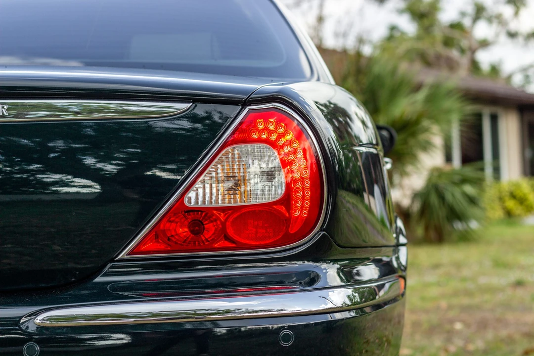 2005 Jaguar X350/X356/X358 XJ - Image 15 of 31