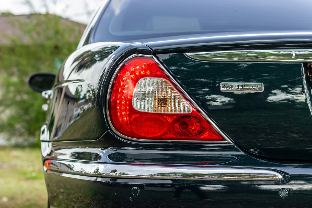 2005 Jaguar X350/X356/X358 XJ - Image 14 of 31