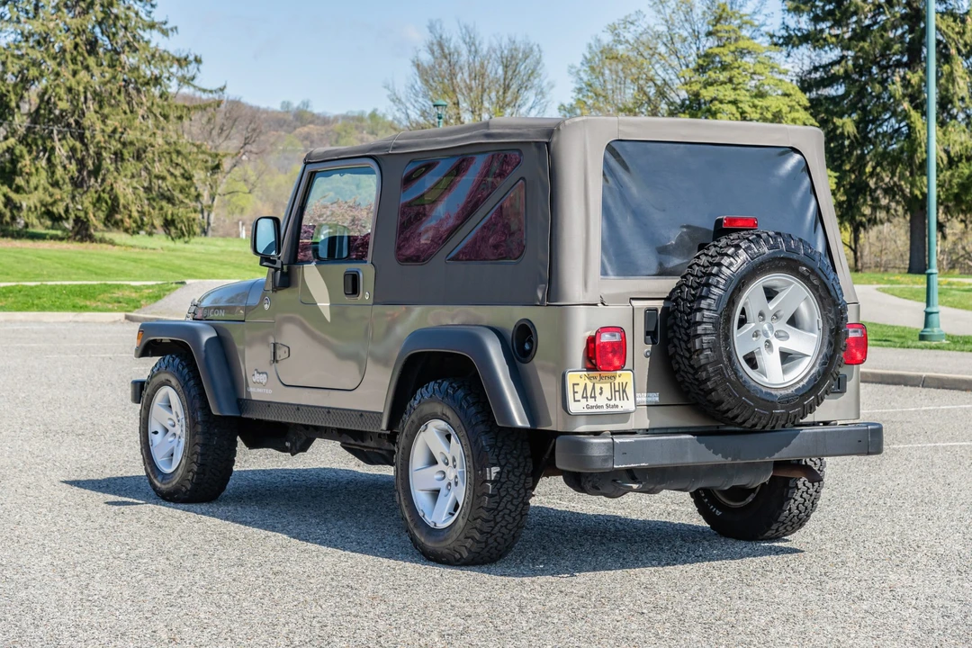 2005 Jeep TJ Wrangler - Image 15 of 31