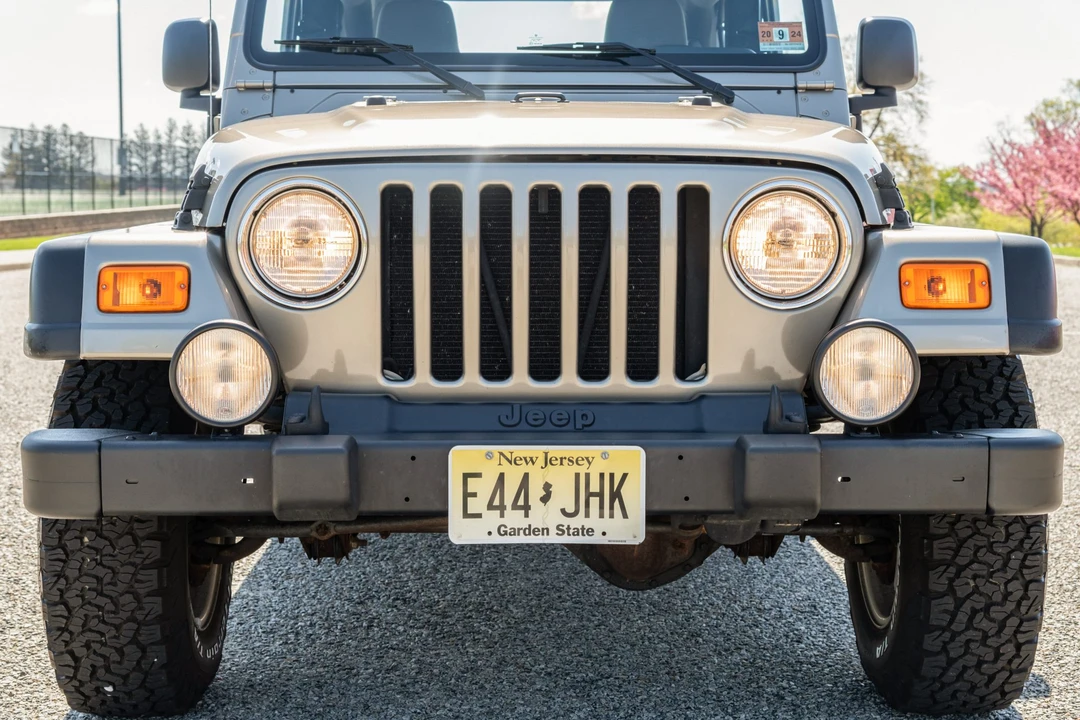 2005 Jeep TJ Wrangler - Image 19 of 31