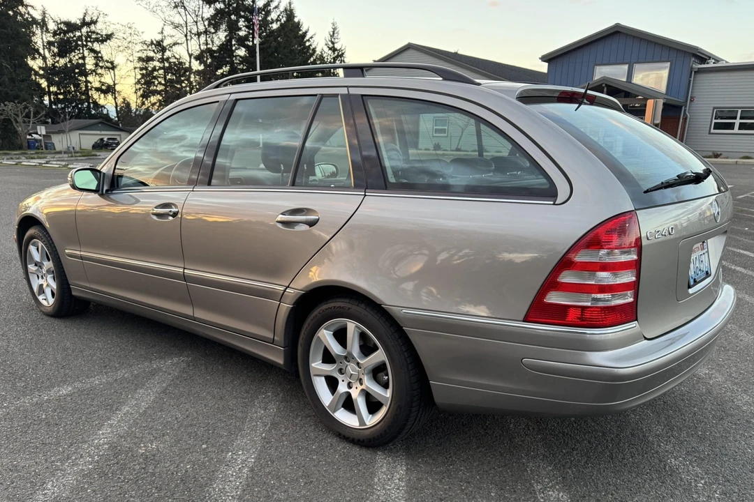 2005 Mercedes-Benz W203 C-Class - Image 2 of 8