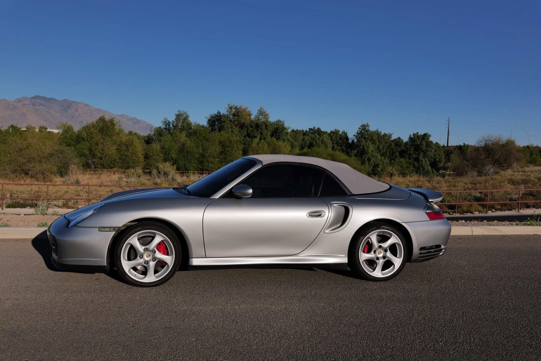 2005 Porsche 996 Turbo - Image 9 of 31