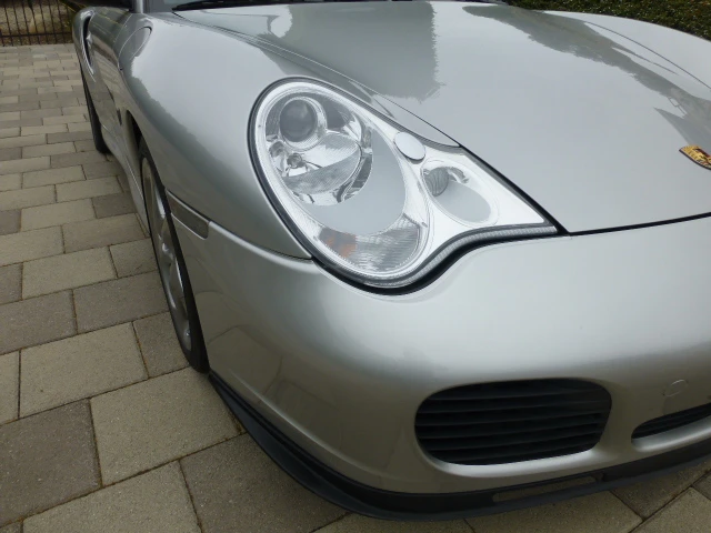 2005 Porsche 996 Turbo - Image 28 of 31
