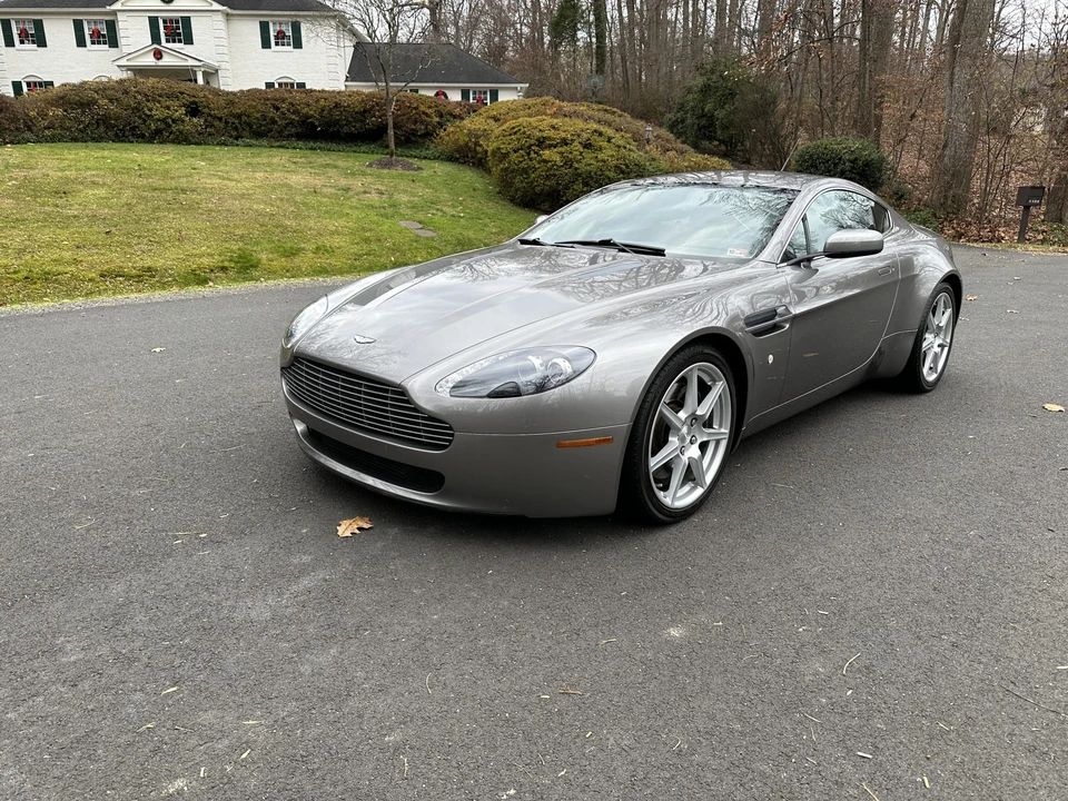 2006 Aston Martin V8 Vantage (2006-2017) - Image 2 of 31