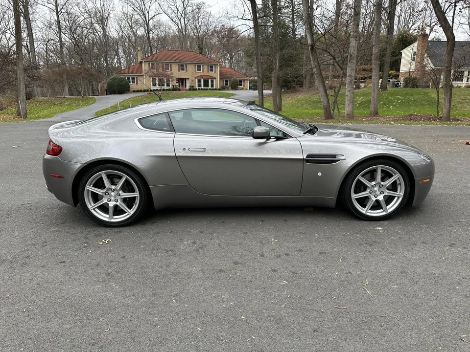 2006 Aston Martin V8 Vantage (2006-2017) - Image 5 of 31