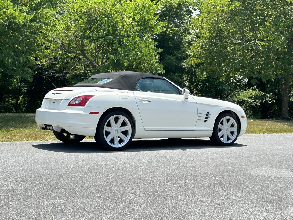 2006 Chrysler Crossfire - Image 31 of 31