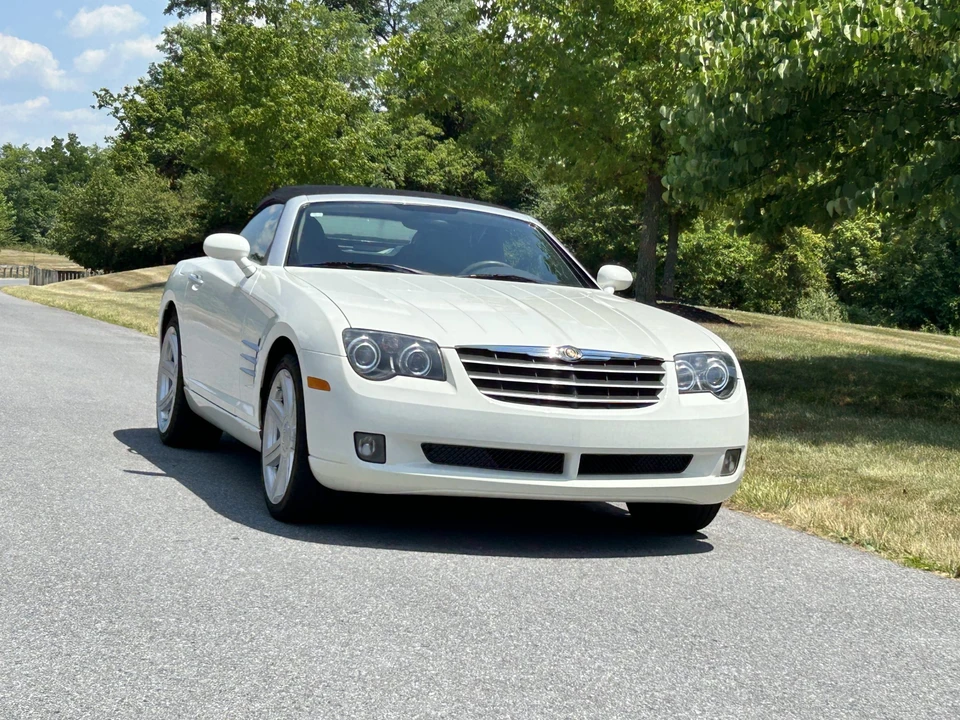 2006 Chrysler Crossfire - Image 14 of 31