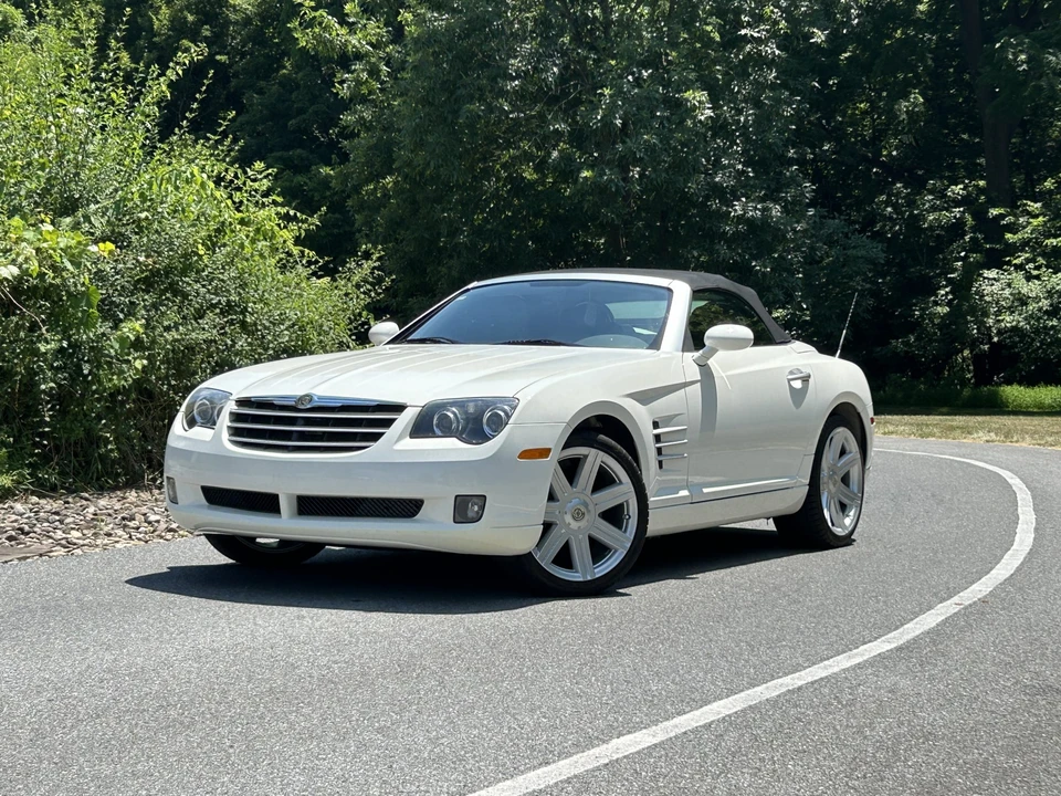 2006 Chrysler Crossfire - Image 4 of 31