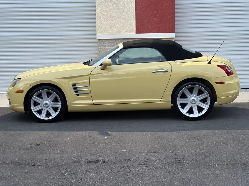 2006 Chrysler Crossfire - Image 14 of 31