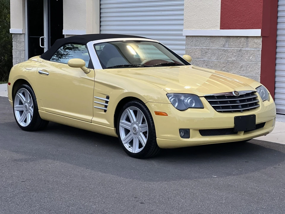 2006 Chrysler Crossfire - Image 22 of 31