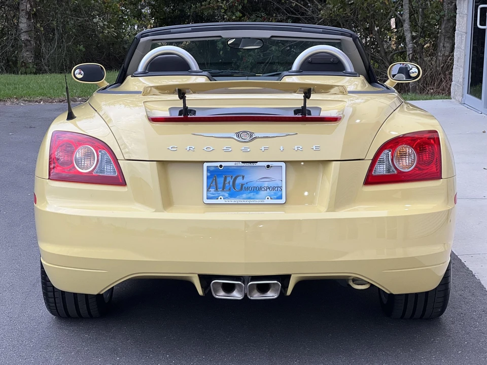 2006 Chrysler Crossfire - Image 11 of 31