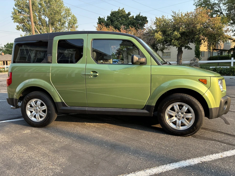 2006 Honda Element - Image 25 of 31