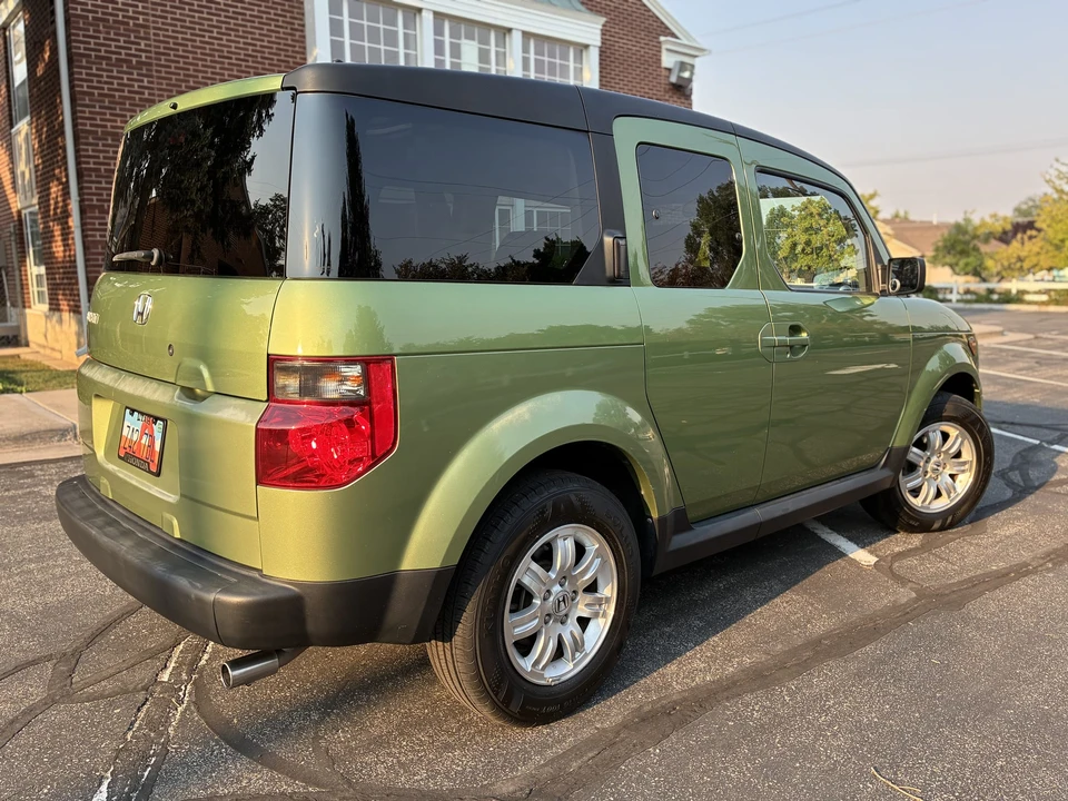 2006 Honda Element - Image 22 of 31