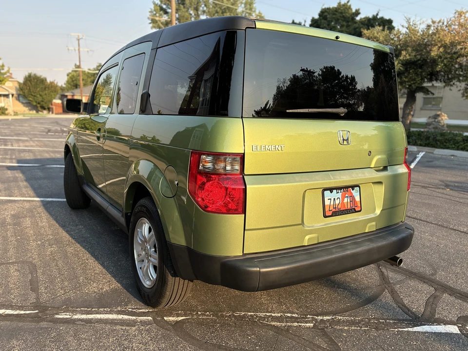 2006 Honda Element - Image 15 of 31