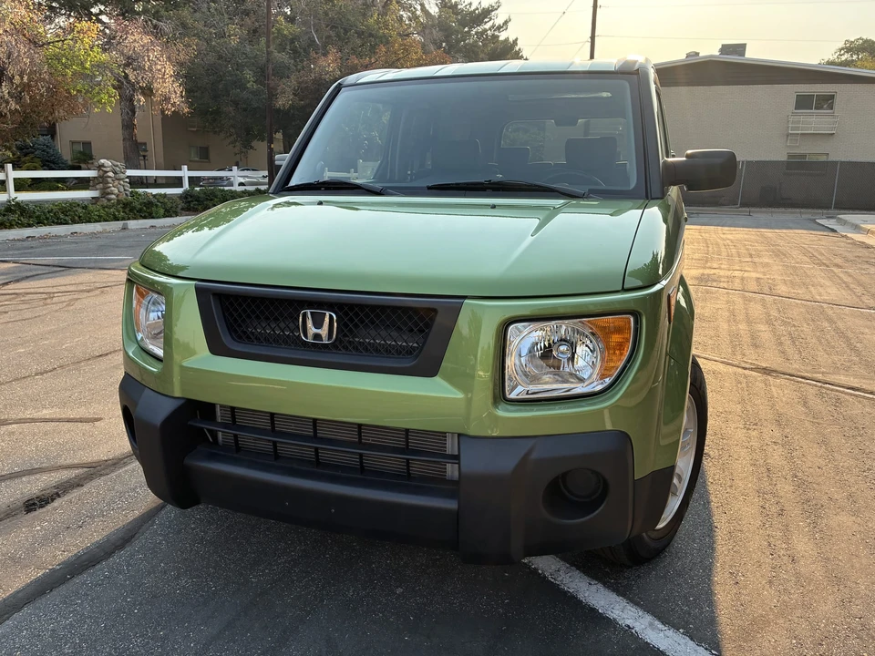 2006 Honda Element - Image 2 of 31