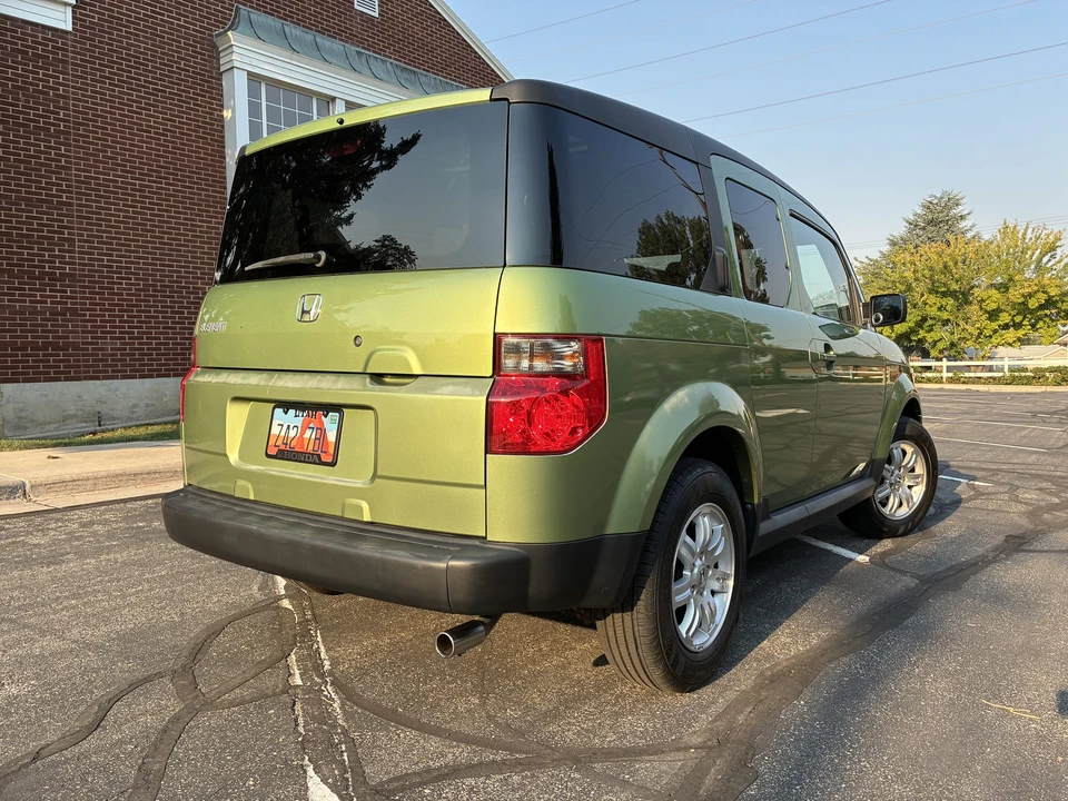 2006 Honda Element - Image 17 of 31