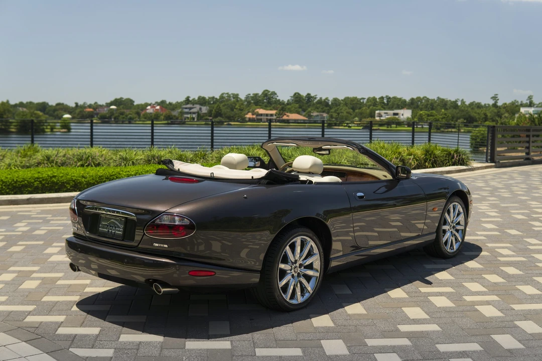 2006 Jaguar X100 XK8 - Image 13 of 31