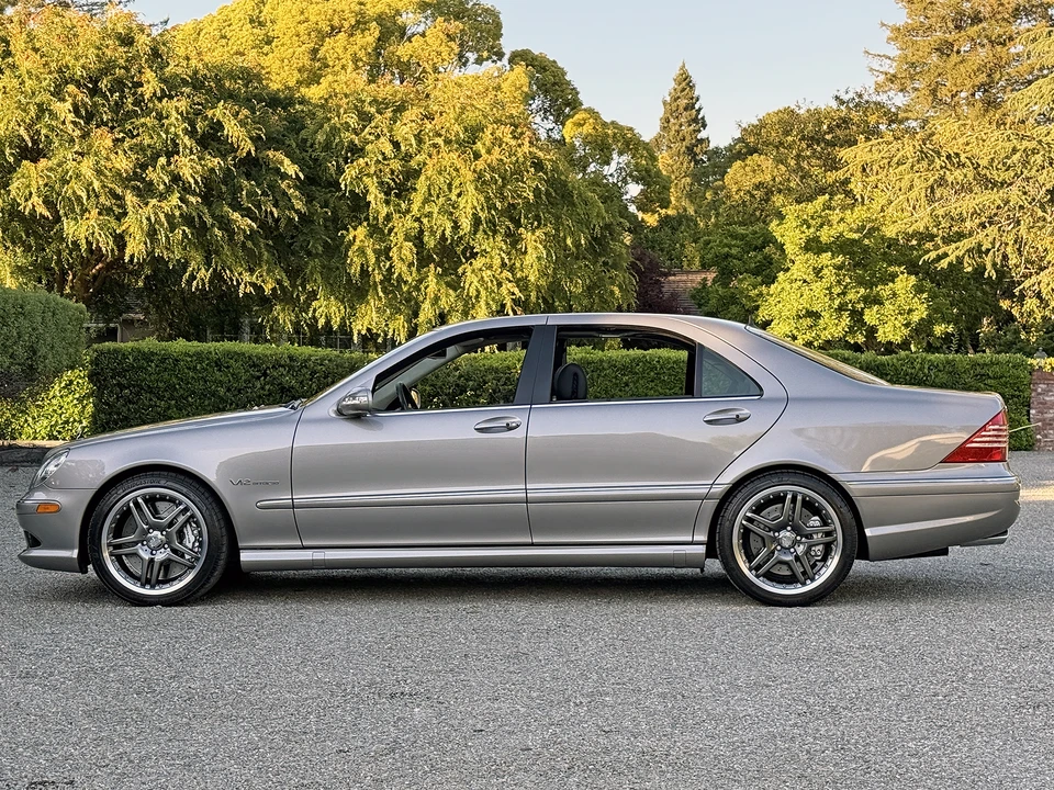 2006 Mercedes-Benz W220 S 55 & S 65 AMG - Image 9 of 31