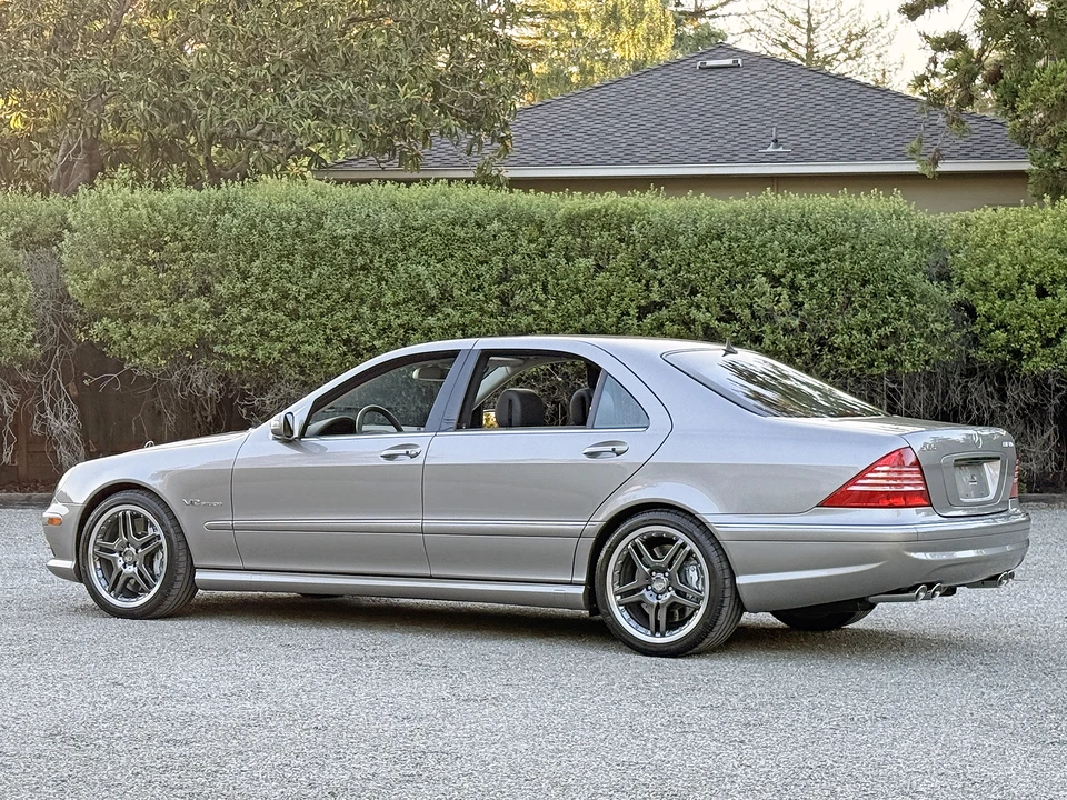 2006 Mercedes-Benz W220 S 55 & S 65 AMG - Image 11 of 31