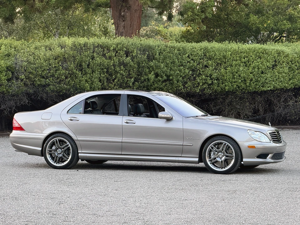 2006 Mercedes-Benz W220 S 55 & S 65 AMG - Image 24 of 31