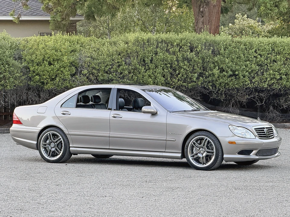 2006 Mercedes-Benz W220 S 55 & S 65 AMG - Image 25 of 31