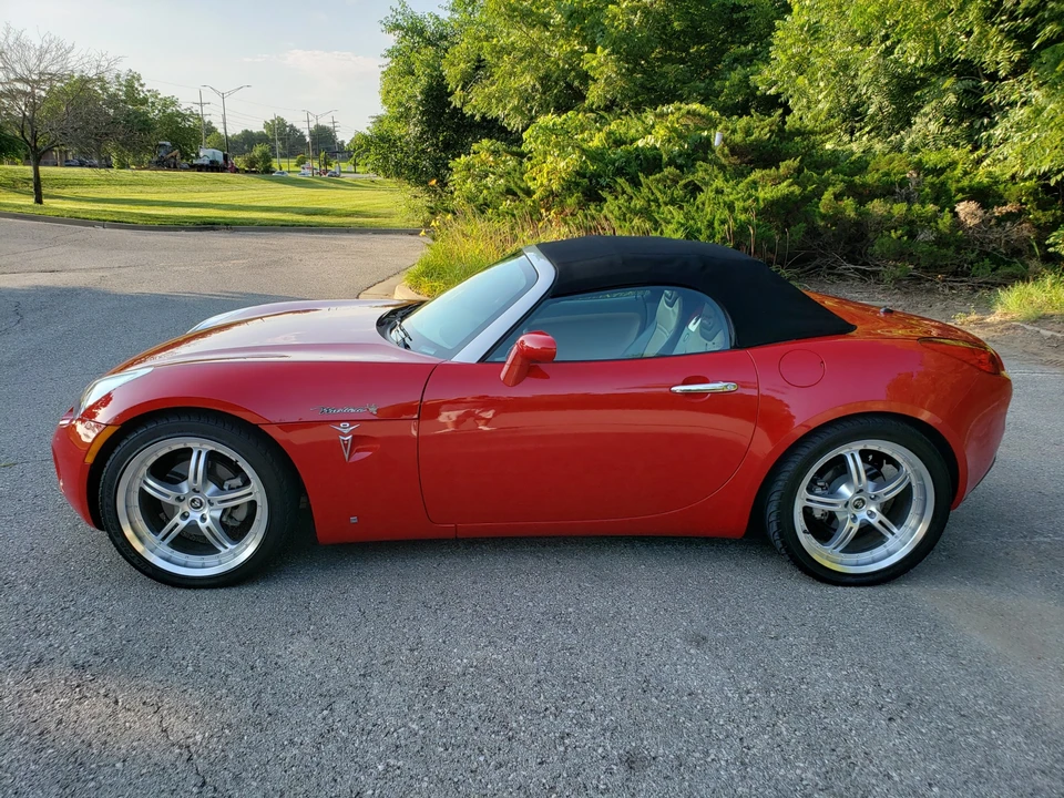 2006 Pontiac Solstice - Image 4 of 31
