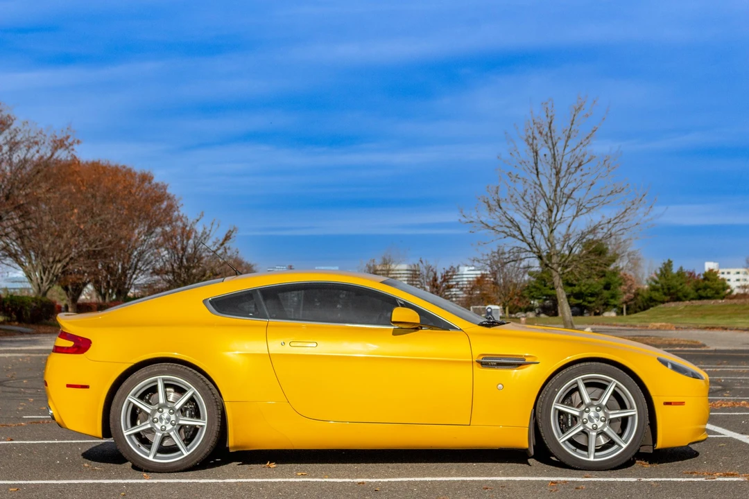 2007 Aston Martin V8 Vantage (2006-2017) - Image 9 of 31