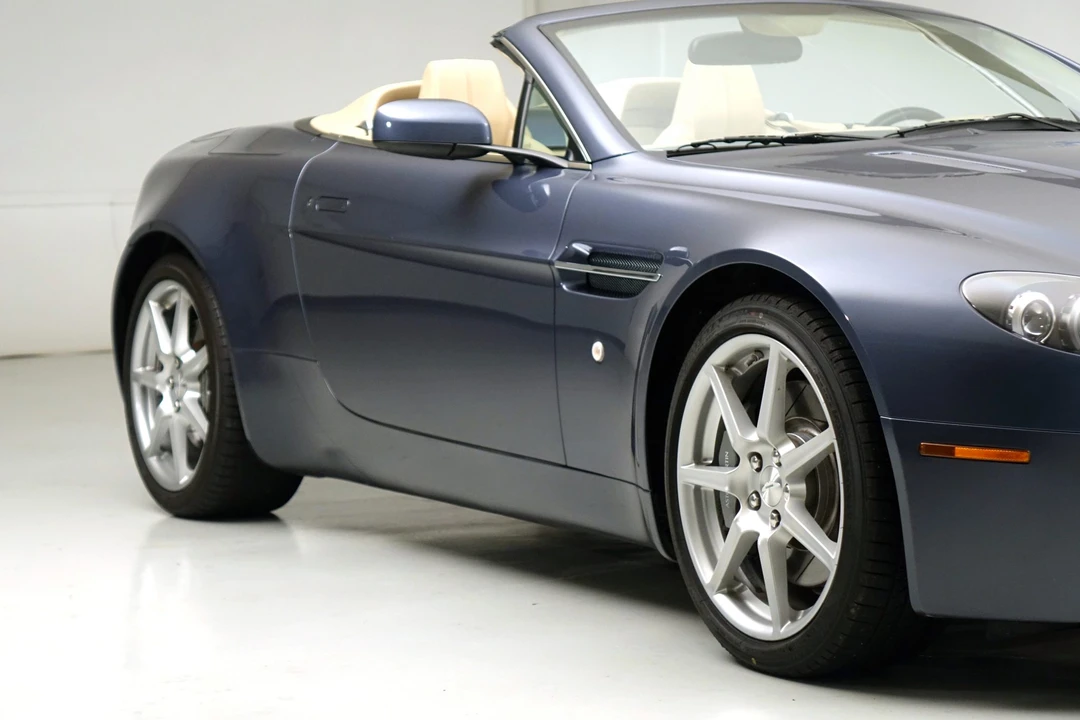 2007 Aston Martin V8 Vantage (2006-2017) - Image 29 of 31