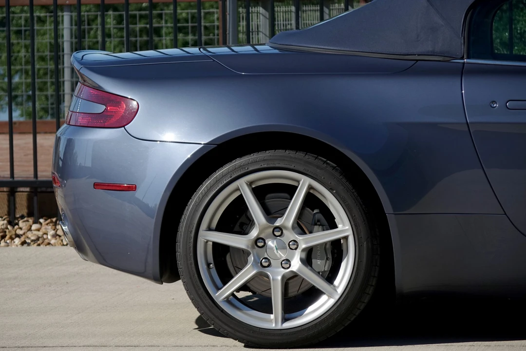 2007 Aston Martin V8 Vantage (2006-2017) - Image 30 of 31