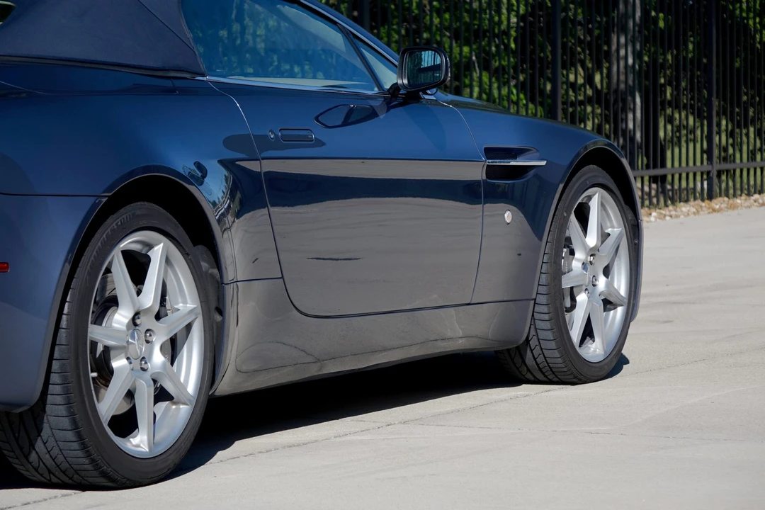 2007 Aston Martin V8 Vantage (2006-2017) - Image 24 of 31