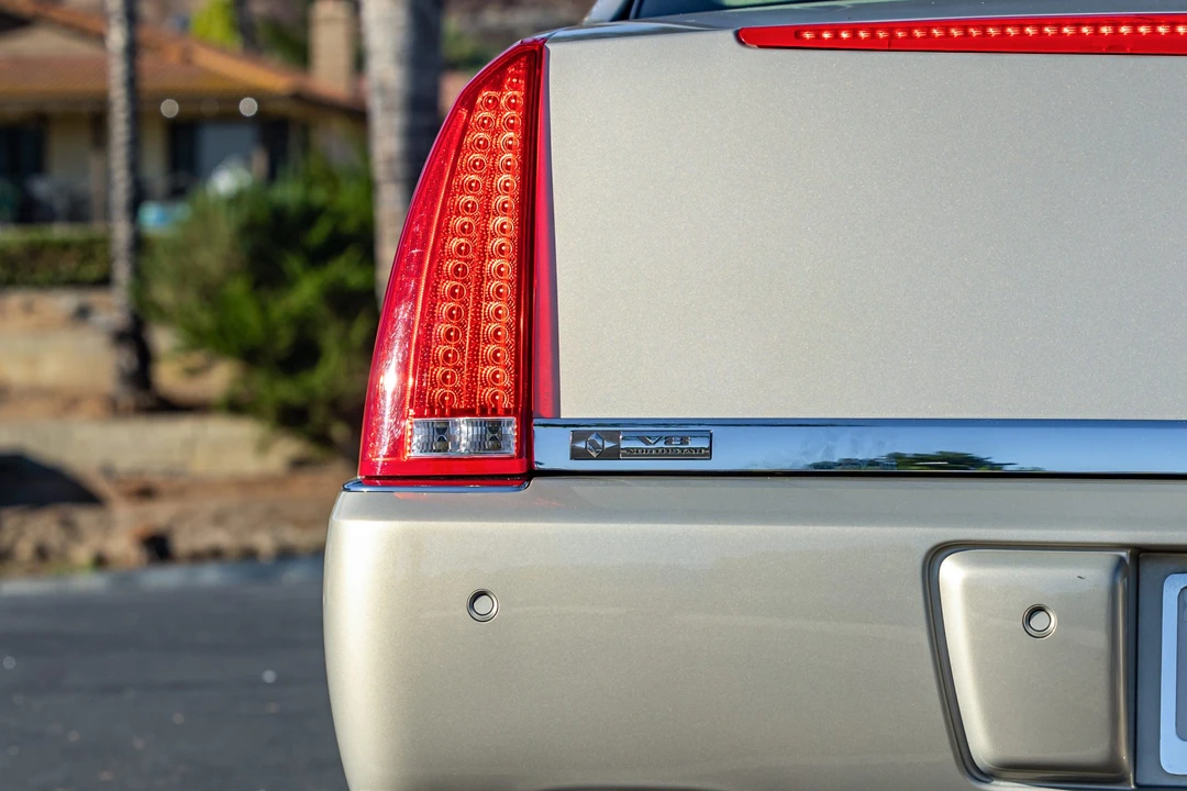 2007 Cadillac DTS - Image 17 of 31