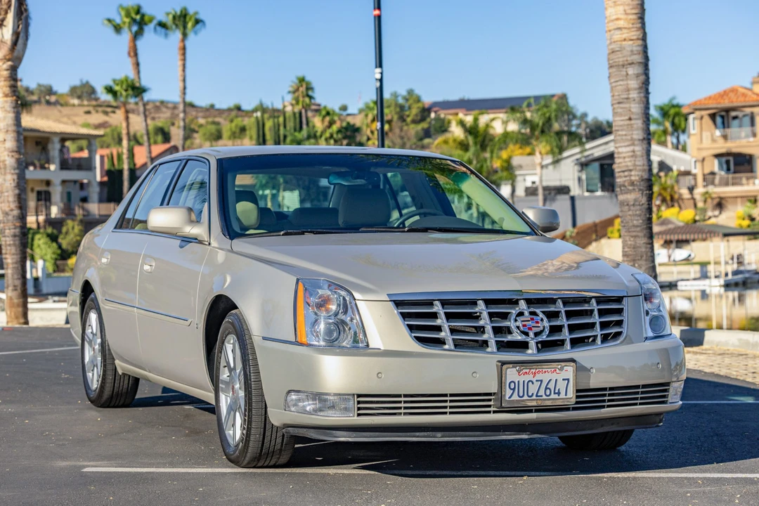2007 Cadillac DTS - Image 4 of 31