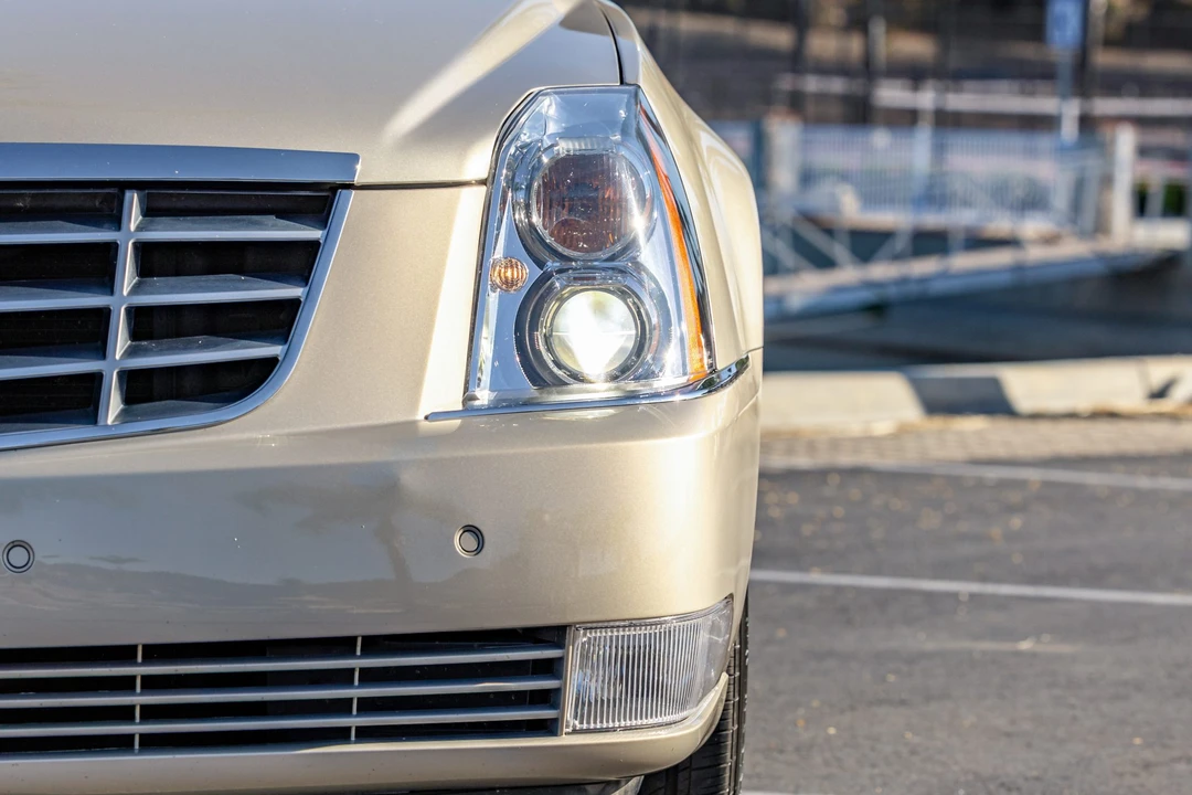 2007 Cadillac DTS - Image 14 of 31
