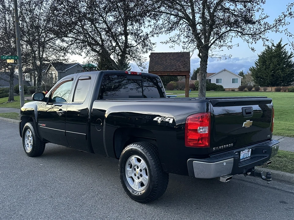 2007 Chevrolet Silverado 2nd Gen - Image 5 of 31